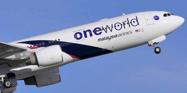 Malaysia Airlines A330-300 - One World